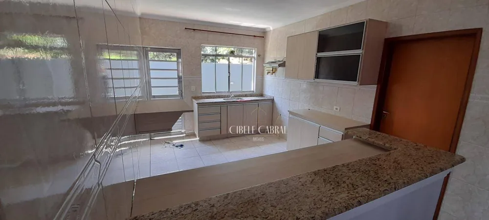 Casa, 3 quartos, 226 m² - Foto 4