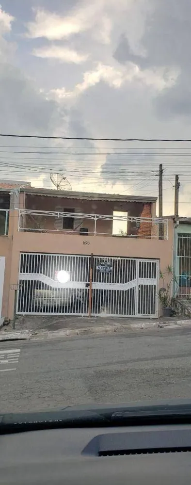 Casa, 3 quartos, 210 m² - Foto 1