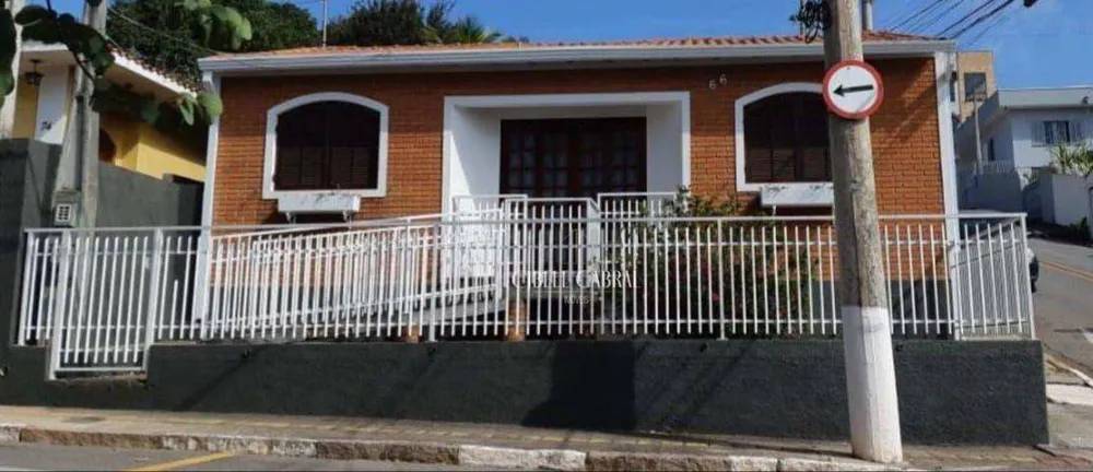 Casa, 3 quartos, 280 m² - Foto 1