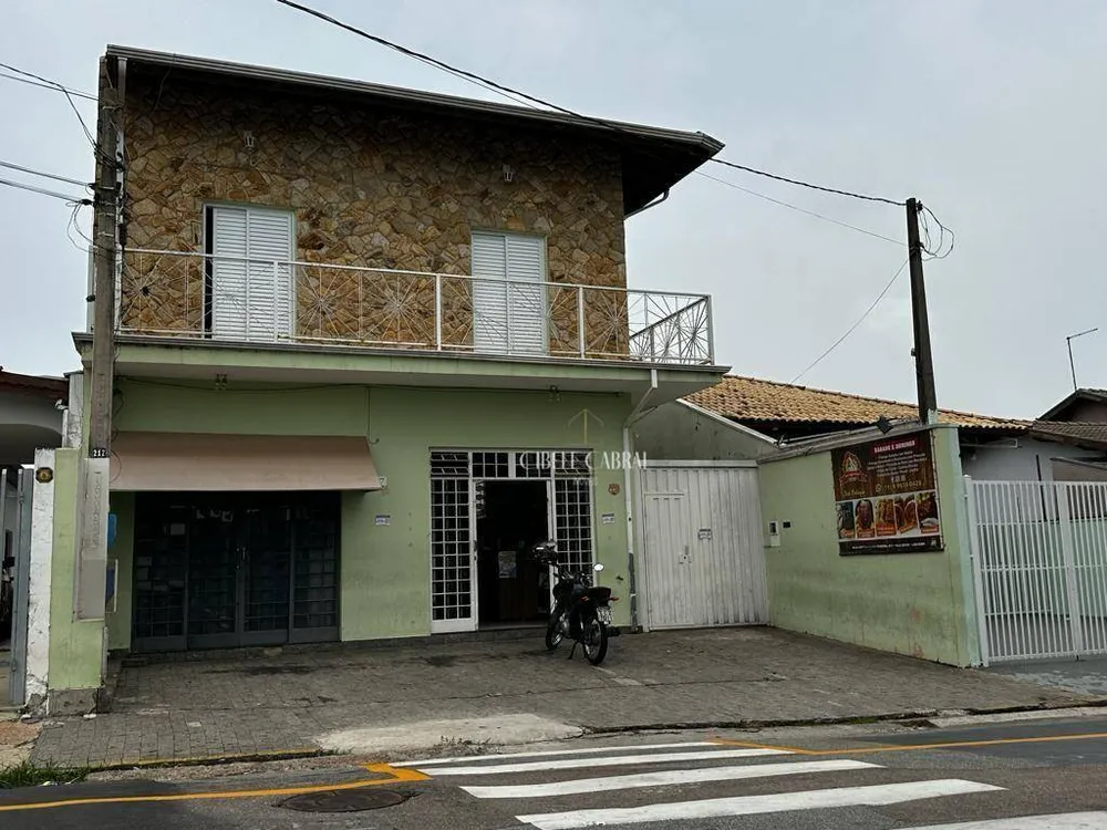 Casa, 3 quartos, 325 m² - Foto 2