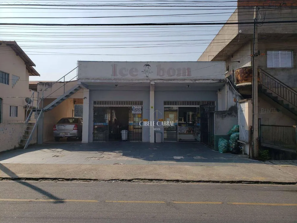 Casa, 2 quartos, 320 m² - Foto 1