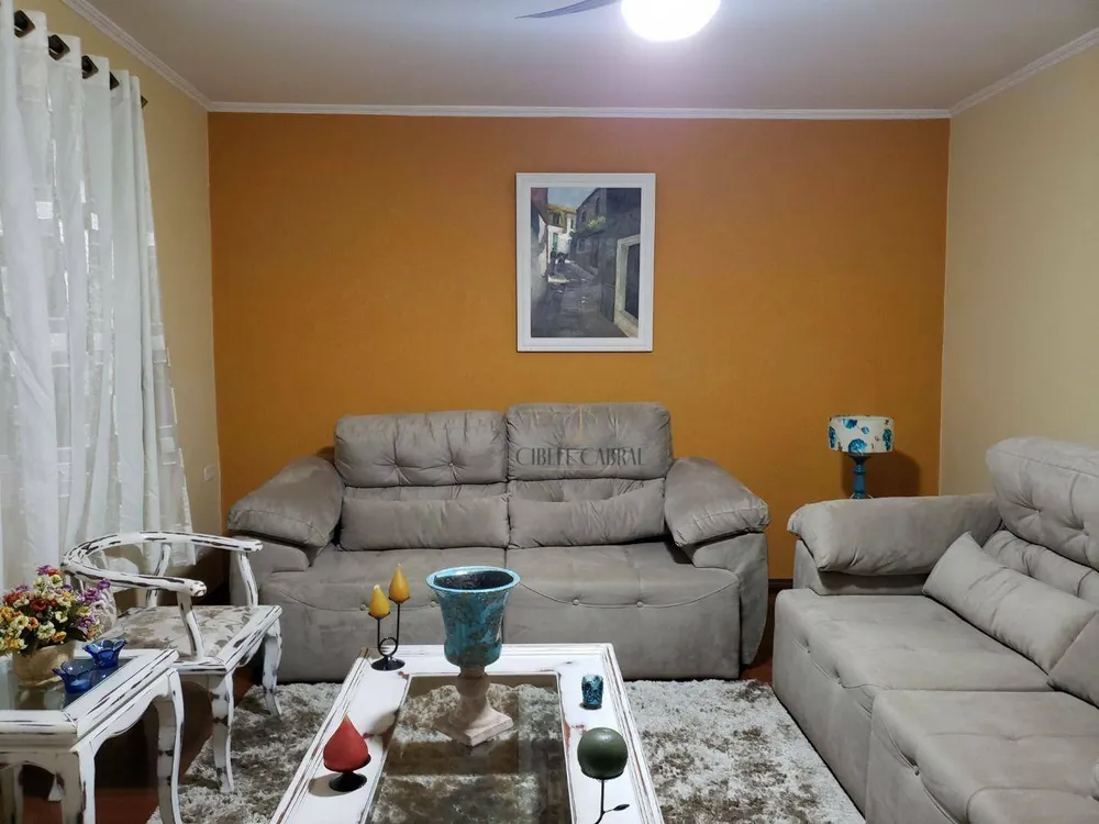 Casa, 3 quartos, 192 m² - Foto 2