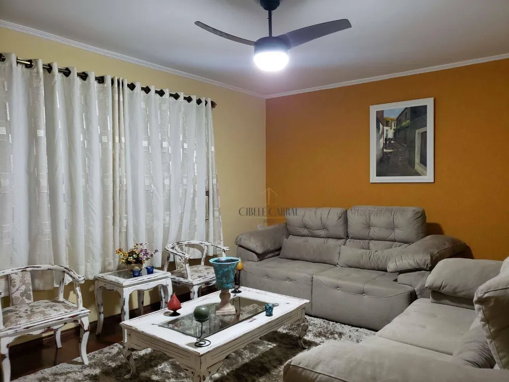 Casa, 3 quartos, 192 m² - Foto 1