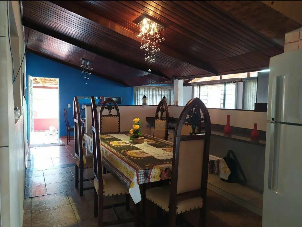 Chácara, 3 quartos, 2340 m² - Foto 2