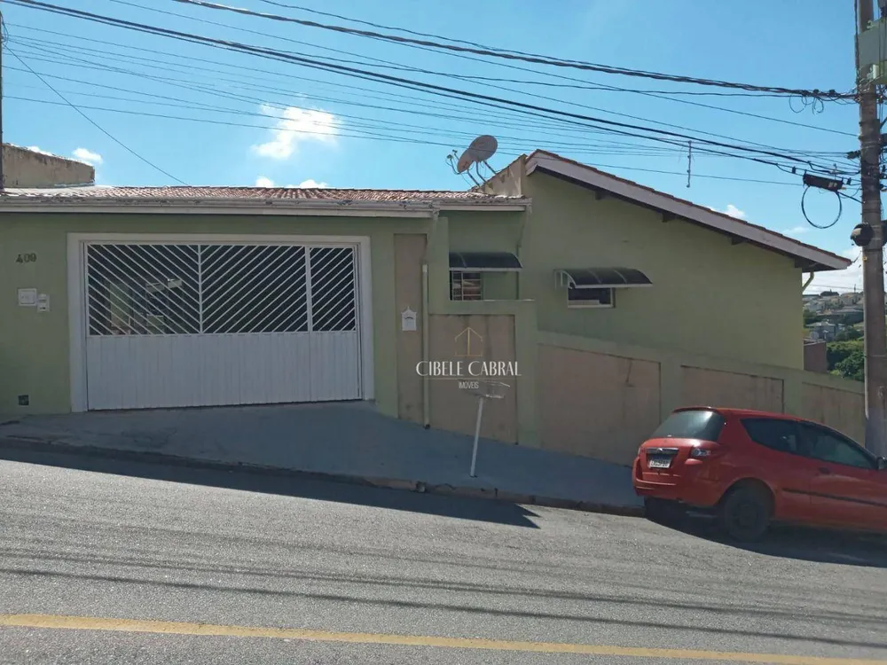 Casa, 3 quartos, 237 m² - Foto 1