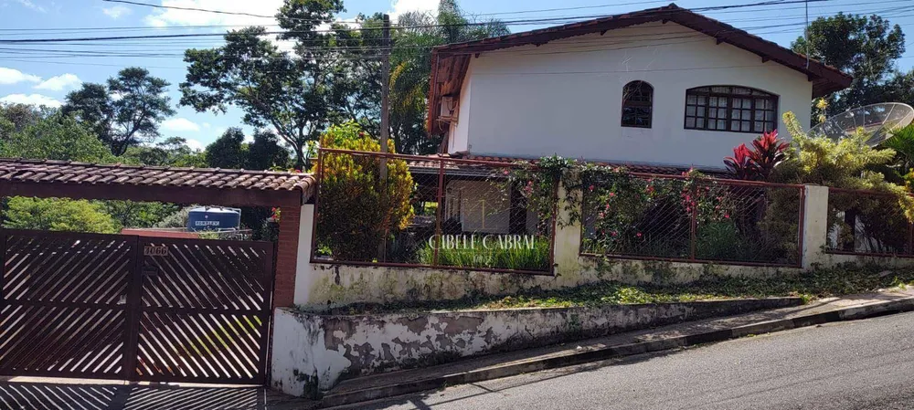 Chácara, 3 quartos, 1161 m² - Foto 1