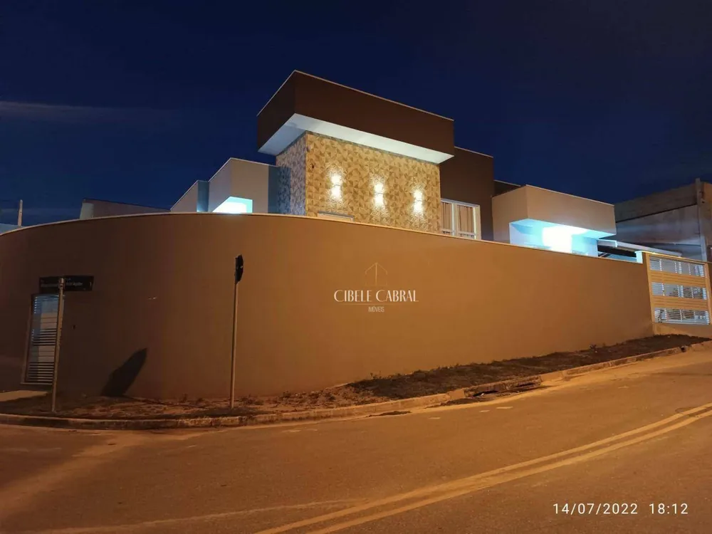 Casa, 3 quartos, 126 m² - Foto 1