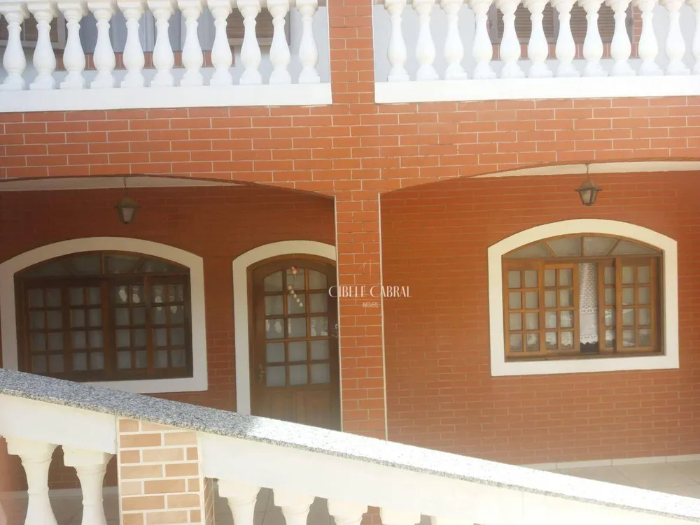 Casa, 3 quartos, 230 m² - Foto 2