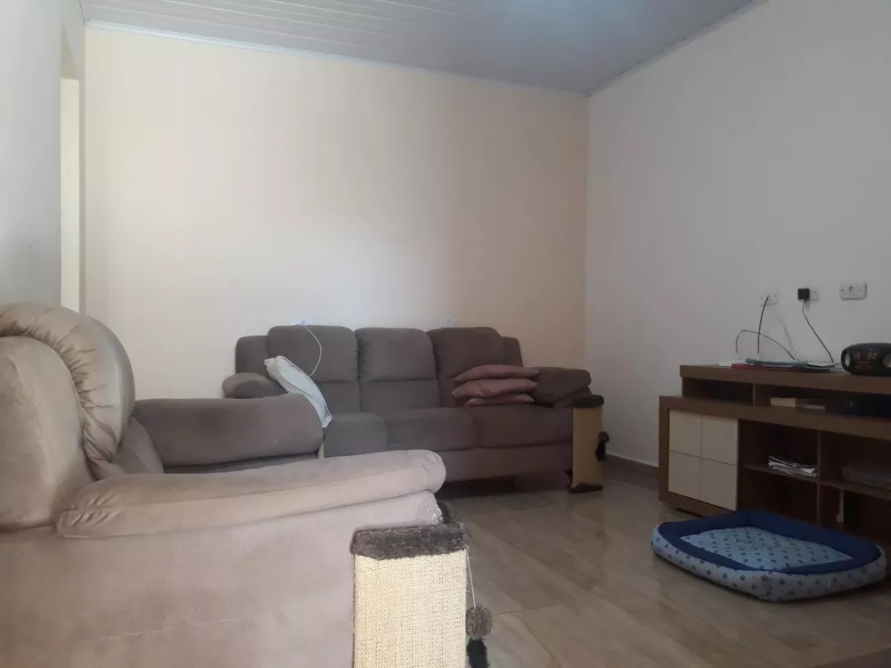 Casa à venda com 3 quartos, 250m² - Foto 1