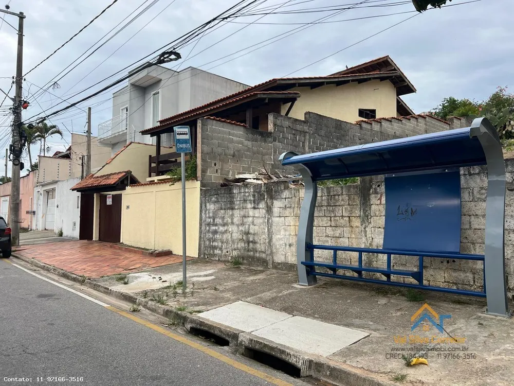 Casa, 3 quartos, 240 m² - Foto 1