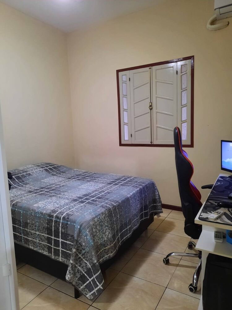 Casa à venda com 3 quartos, 438m² - Foto 3