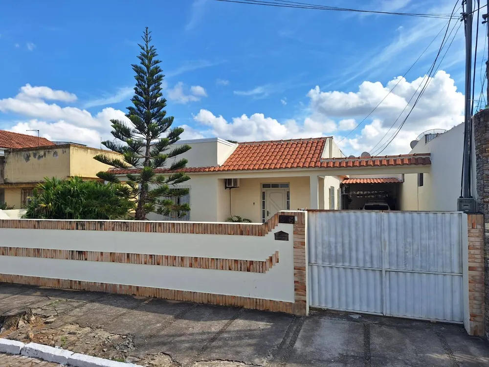 Casa, 3 quartos, 438 m² - Foto 1