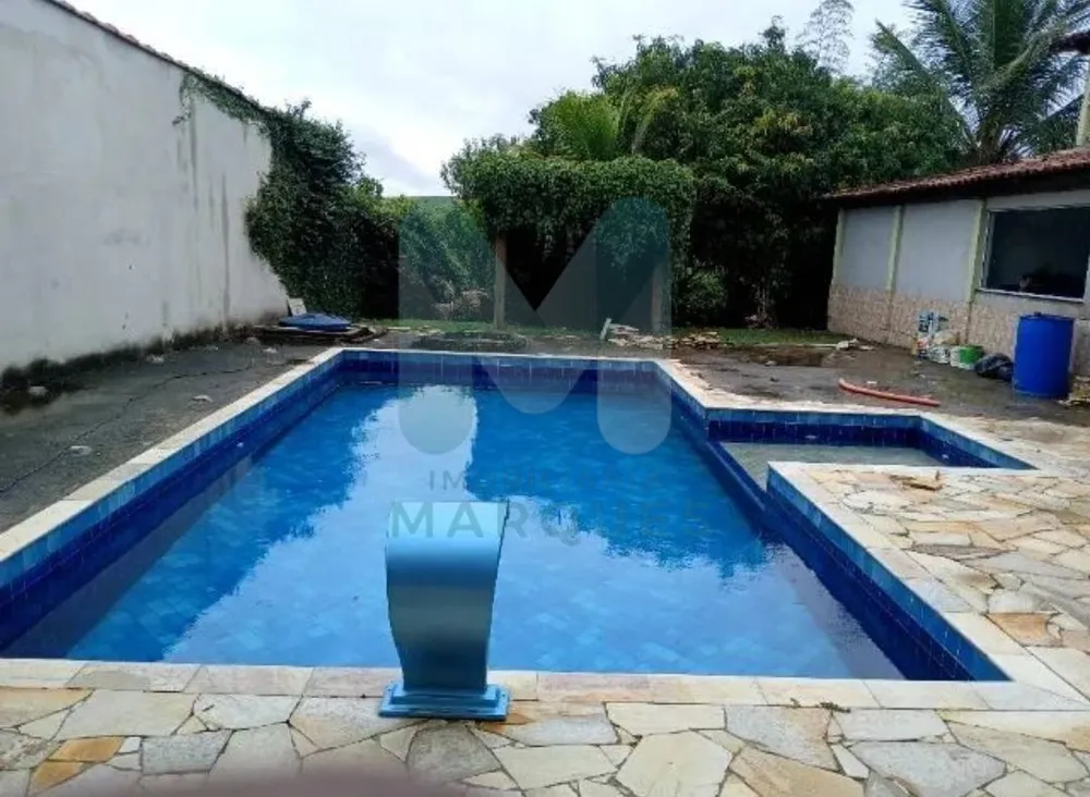 Chácara, 3 quartos, 1800 m² - Foto 1