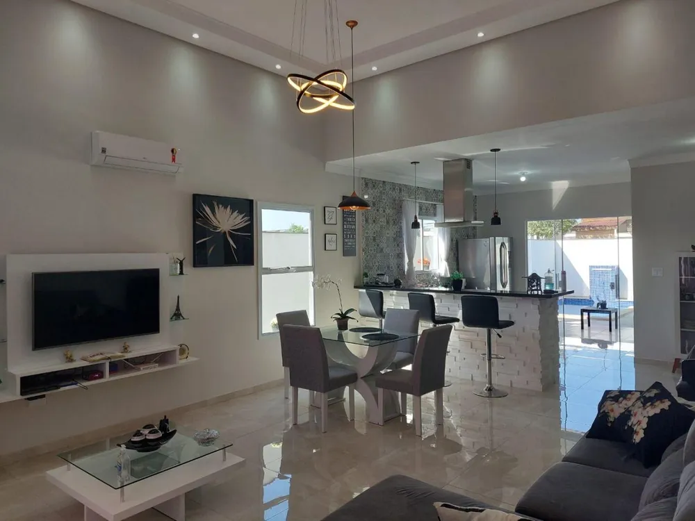 Casa, 3 quartos - Foto 1
