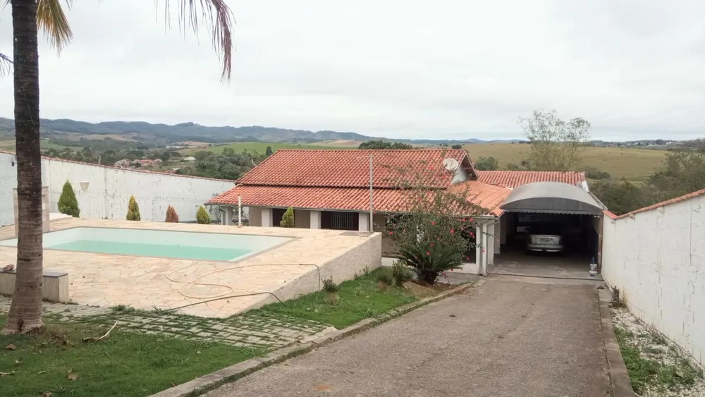 Chácara, 4 quartos, 700 m² - Foto 1