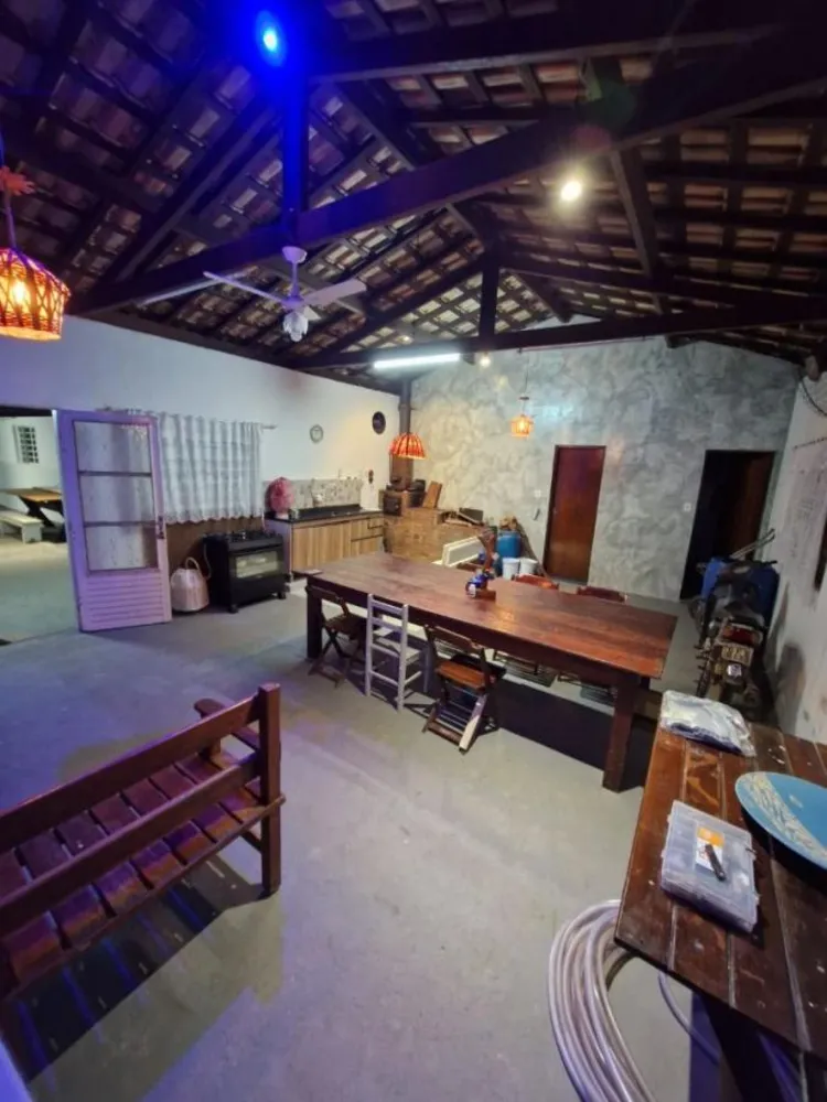 Chácara, 3 quartos, 4200 m² - Foto 2