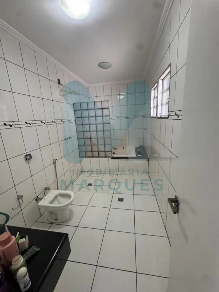 Casa, 4 quartos, 245 m² - Foto 9