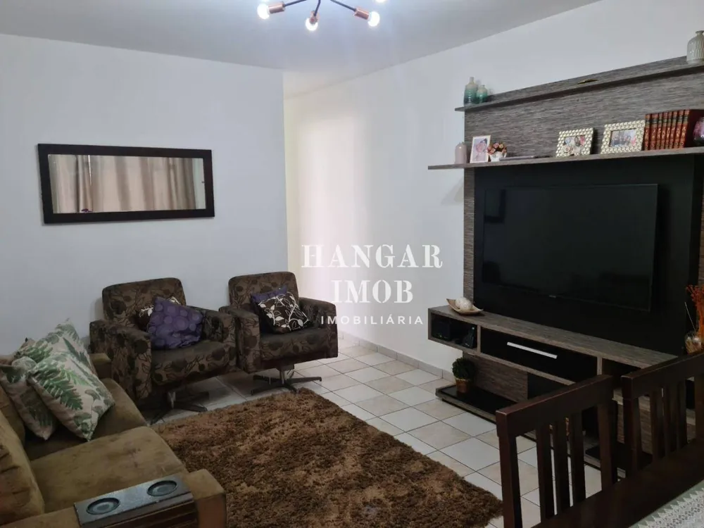Casa, 3 quartos, 66 m² - Foto 1