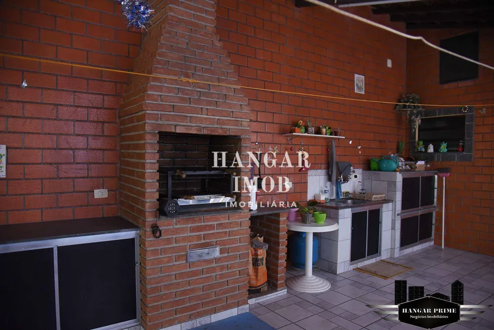 Casa, 7 quartos, 323 m² - Foto 4