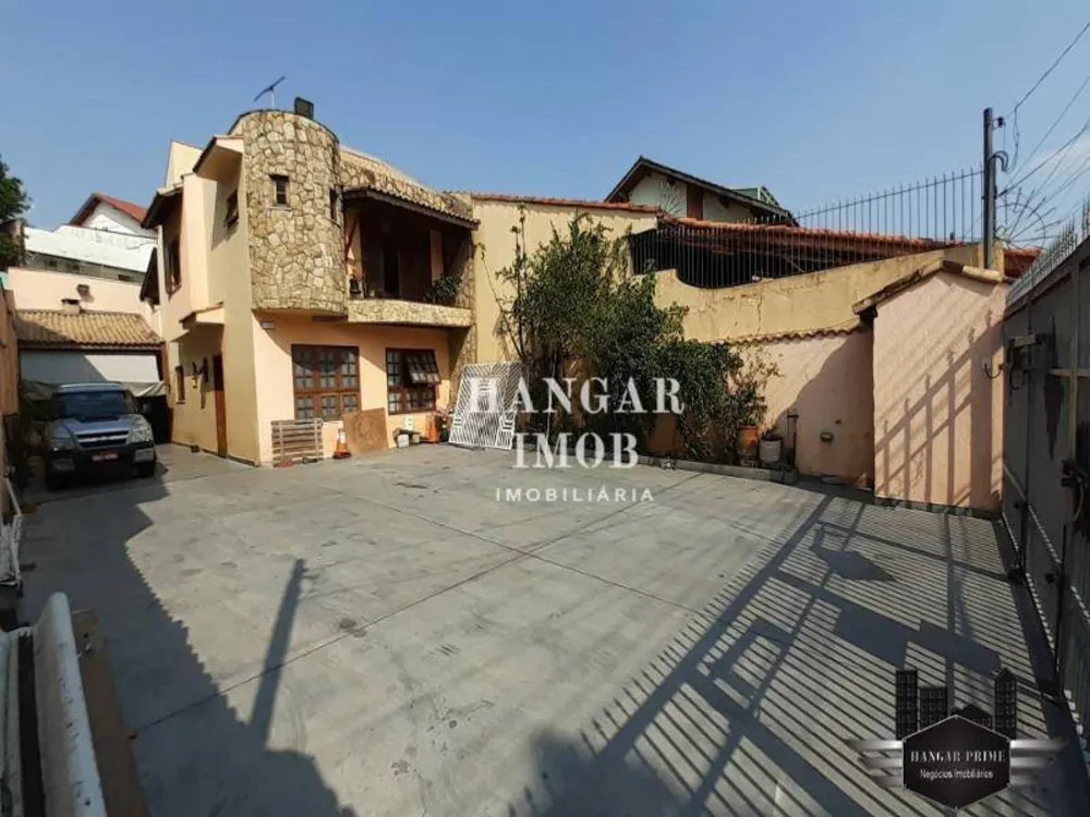 Casa, 3 quartos, 1585 m² - Foto 3
