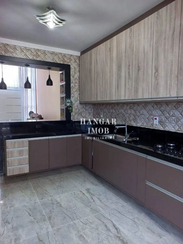 Casa, 3 quartos, 107 m² - Foto 4