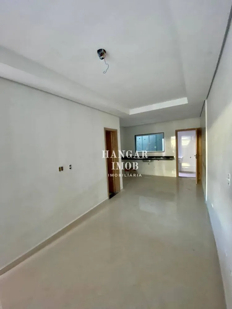 Casa, 2 quartos, 82 m² - Foto 1