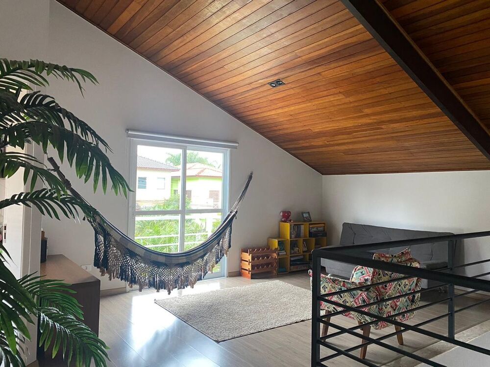 Casa de Condomínio para alugar com 4 quartos, 320m² - Foto 15