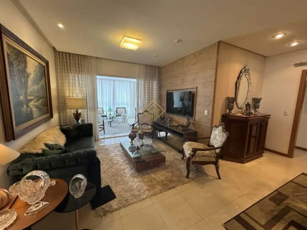 Apartamento, 4 quartos, 196 m² - Foto 1