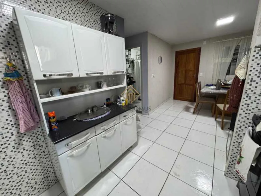 Casa, 8 quartos, 198 m² - Foto 3