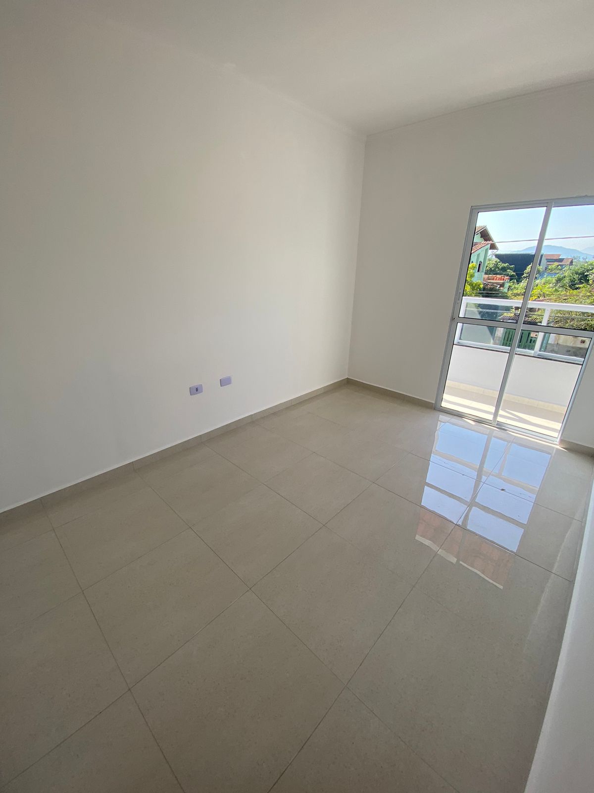 Casa à venda com 2 quartos, 74m² - Foto 9