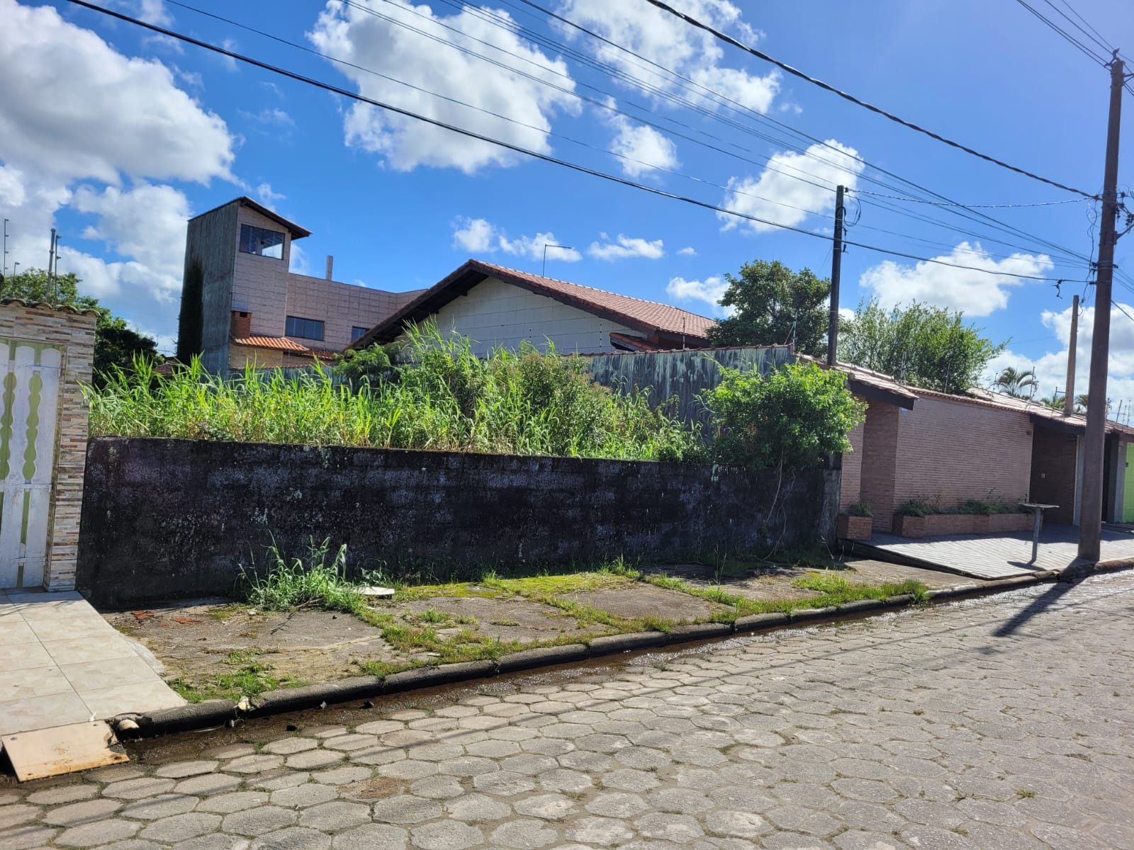 Terreno à venda, 420m² - Foto 1