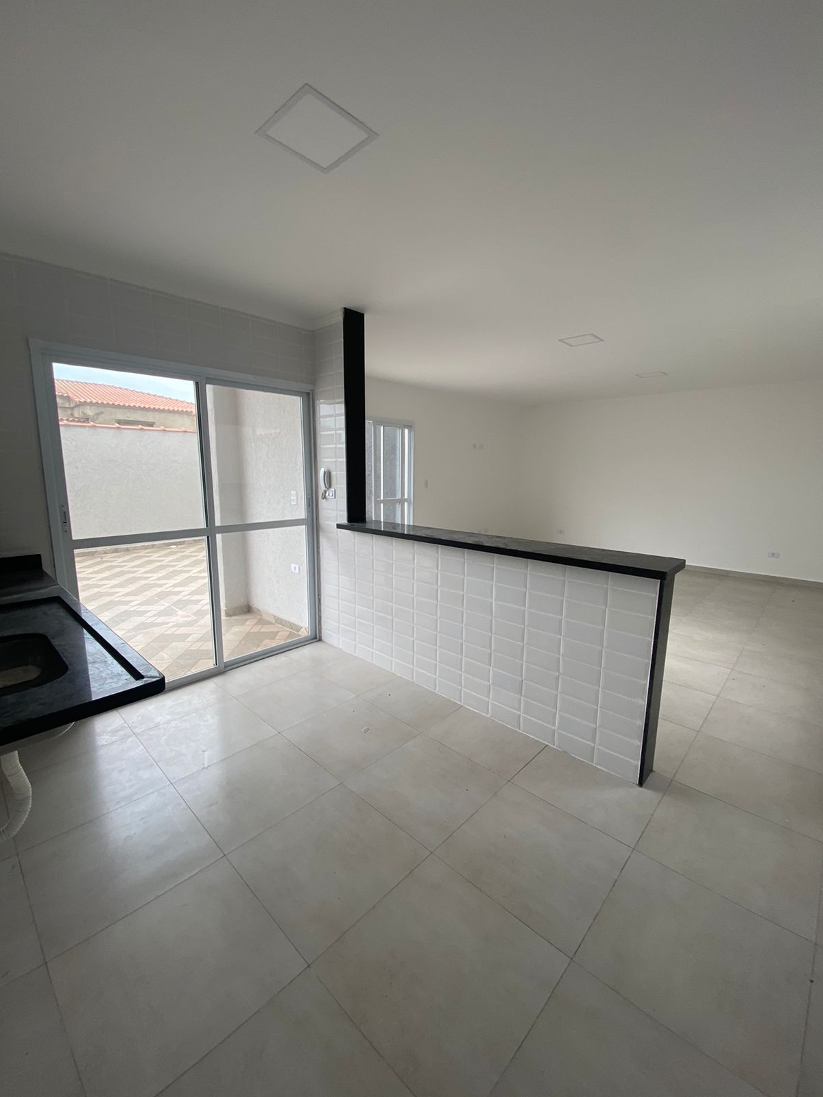 Casa à venda com 2 quartos, 100m² - Foto 11