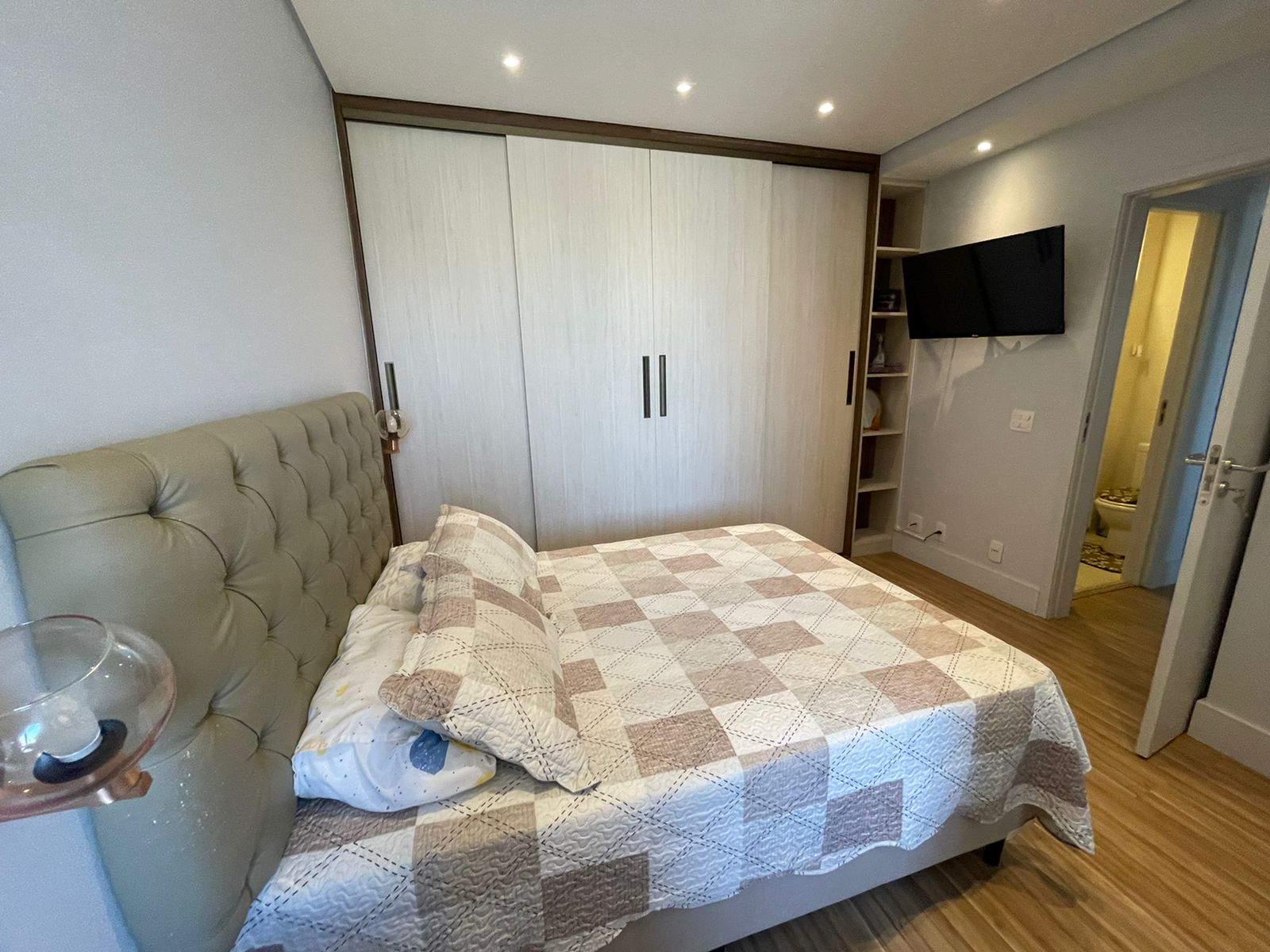 Apartamento à venda com 2 quartos, 71m² - Foto 9