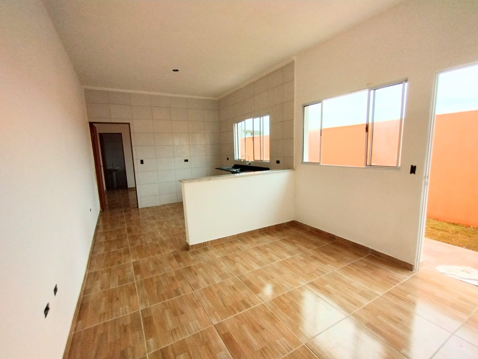 Casa à venda com 2 quartos, 54m² - Foto 7