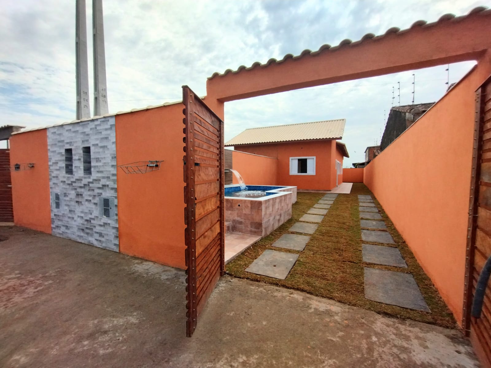 Casa à venda com 2 quartos, 54m² - Foto 19