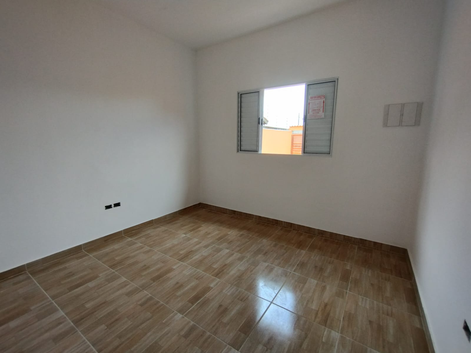 Casa à venda com 2 quartos, 54m² - Foto 5