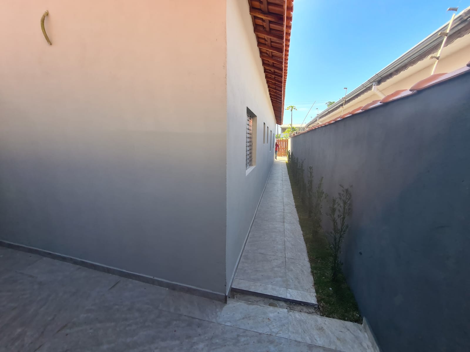 Casa à venda com 2 quartos, 65m² - Foto 15