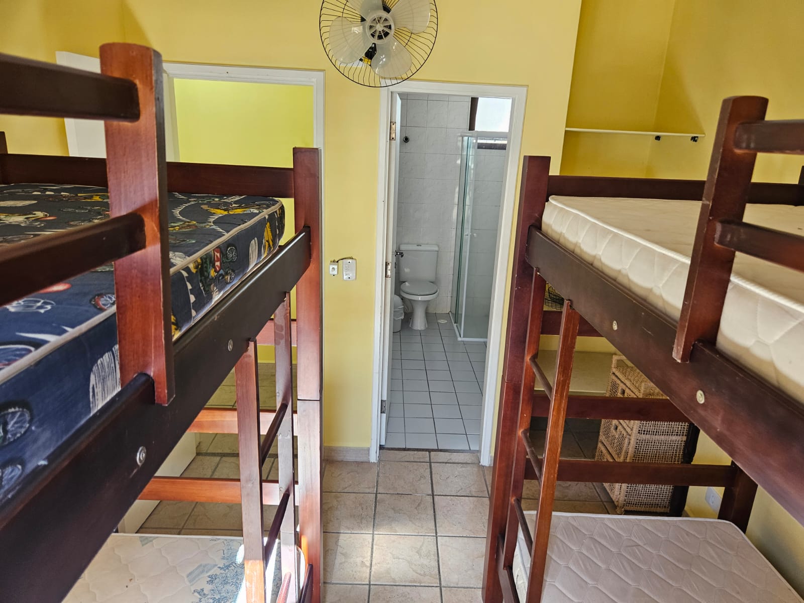 Apartamento à venda com 2 quartos, 70m² - Foto 13