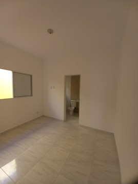 Casa à venda com 2 quartos, 63m² - Foto 13