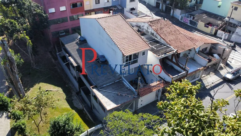 Sobrado, 3 quartos, 224 m² - Foto 1