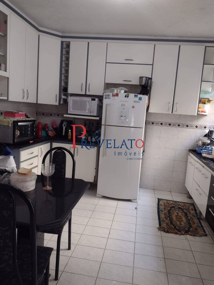 Sobrado, 3 quartos, 182 m² - Foto 1