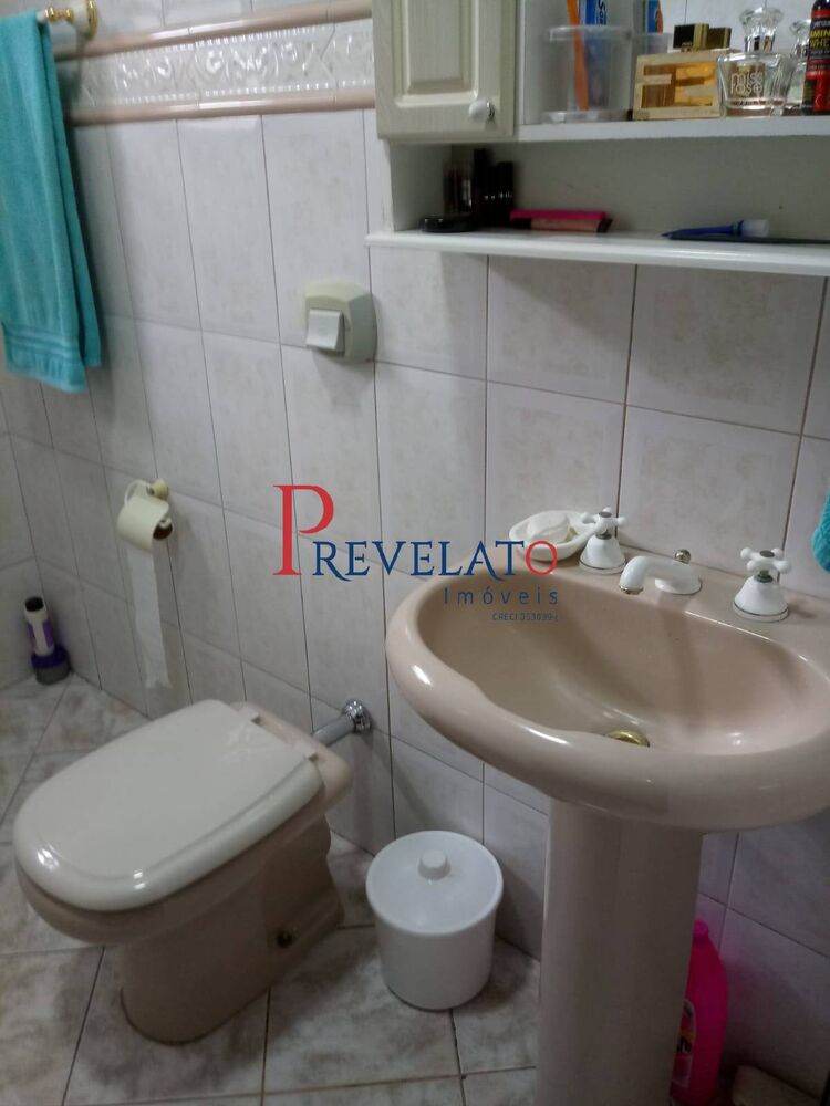 Sobrado, 3 quartos, 230 m² - Foto 1
