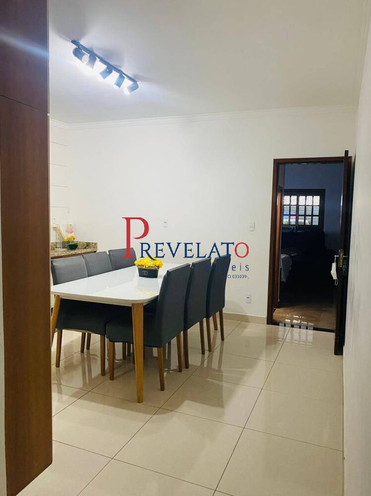 Sobrado, 3 quartos, 199 m² - Foto 2
