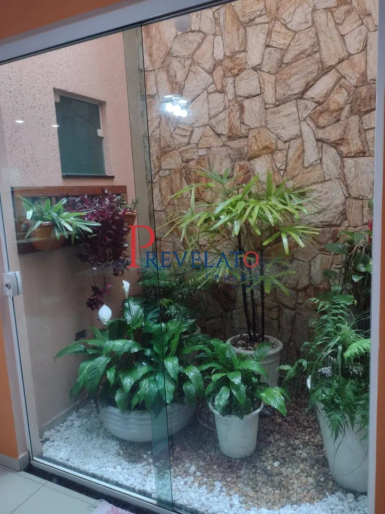 Sobrado, 3 quartos, 192 m² - Foto 2