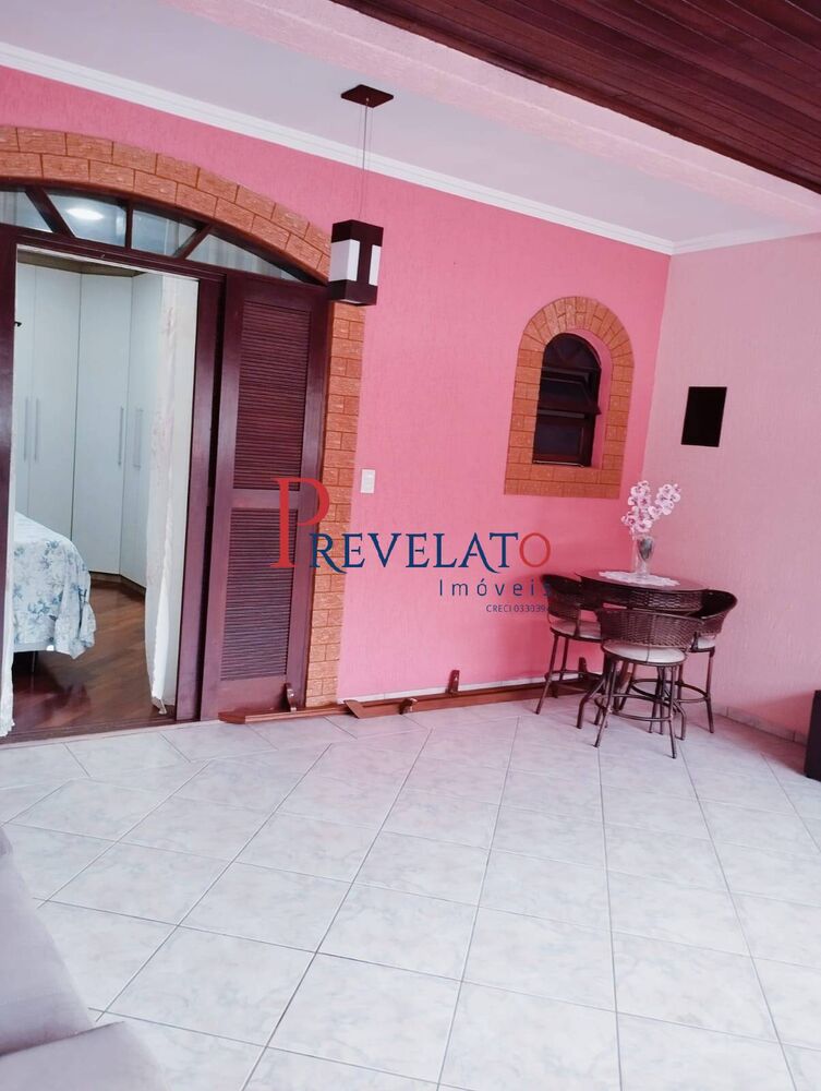 Sobrado, 3 quartos, 302 m² - Foto 1