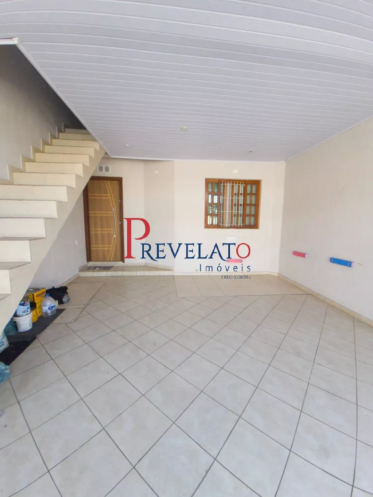 Sobrado à venda com 3 quartos, 178m² - Foto 1