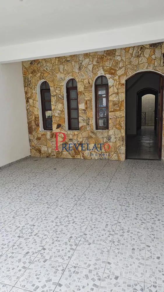 Sobrado à venda com 3 quartos, 134m² - Foto 1