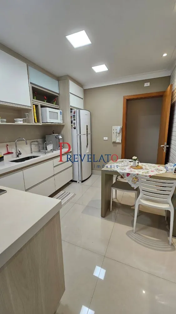 Apartamento, 3 quartos, 100 m² - Foto 1