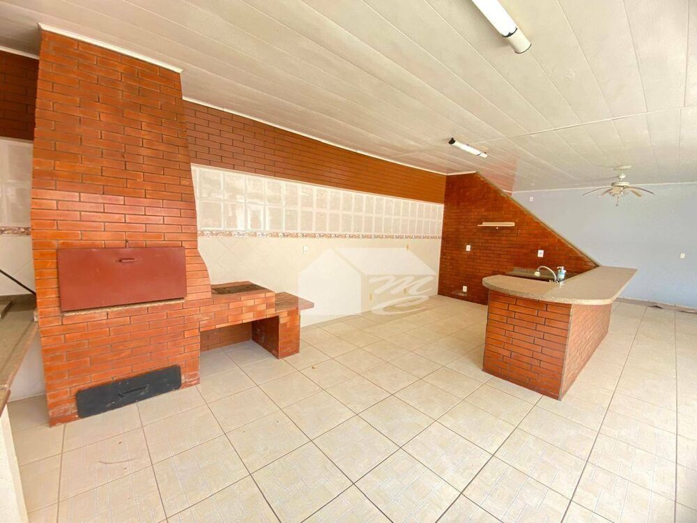 Casa de Condomínio à venda com 4 quartos, 350m² - Foto 8