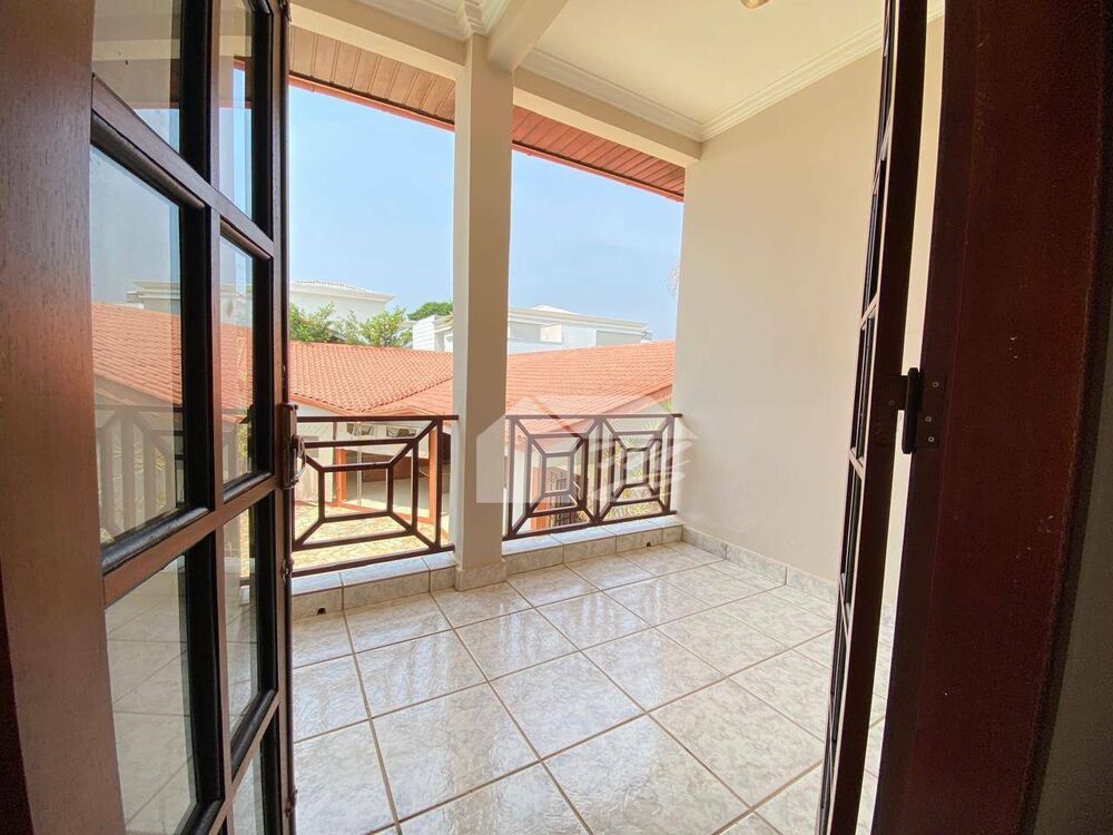 Casa de Condomínio à venda com 4 quartos, 350m² - Foto 6